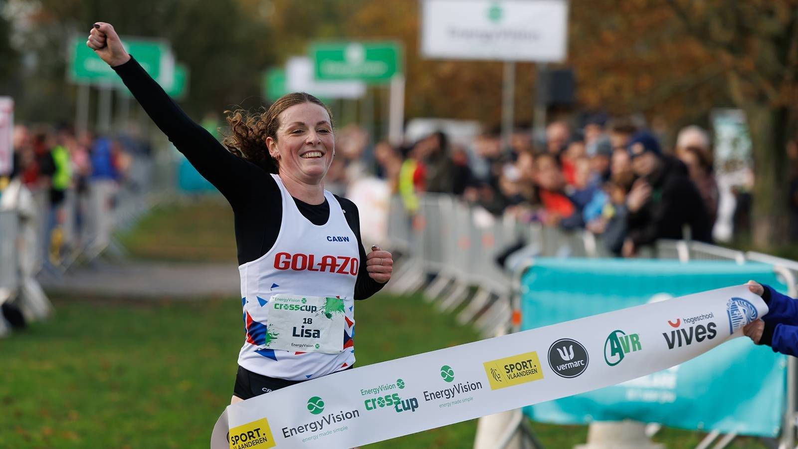 ATHLETICS CROSSCUP ROESELARE Belgian Lisa Rooms celebrates after winning the women's race at the CrossCup cross country running athletics event in Roeselare, the second stage of the CrossCup competition, Sunday 26 October 2025. BELGA PHOTO KURT DESPLENTER